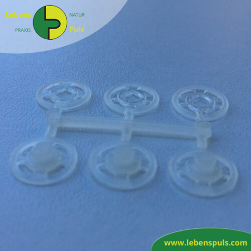 Druckknöpfe | Tube, Beinling, Schwanzschutz und Wundauflage | zuverlässiges Befestigen bei Bodys für Hund, Katze, Pferd und Co 10 VetMedCare Tierbedarf Druckknöpfe klein für Tube, Beinling, Schwanzschutz und Wundauflage zur Befestigen bei Bodys für Hund, Katze, Pferd und Co