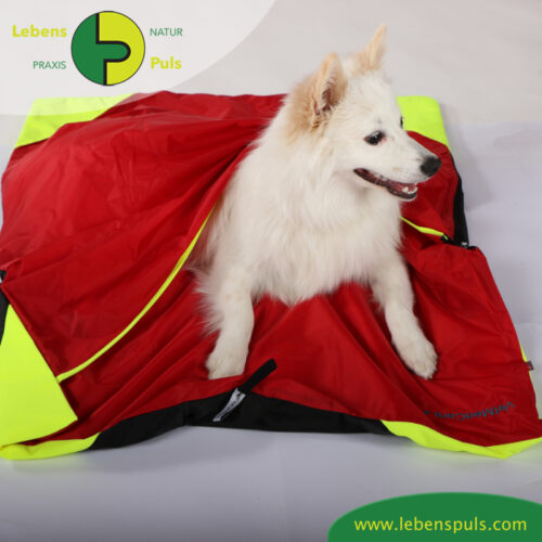 Safety Bag | Outdoor | extrem isolierende Hundedecke und Schlafsack 13 VetMedCare Tierbedarf Hundedecke Safety Bag1